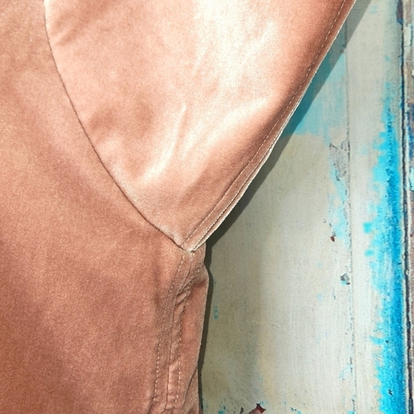 Madewell Velvet Butterfly Top in Wisteria - Picture 4 of 8